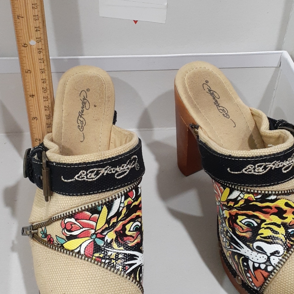 Ed Hardy Clogs size 8